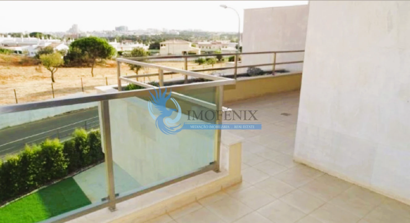 Moradia T4 para Arrendamento em Albufeira e Olhos de Água Foto 32