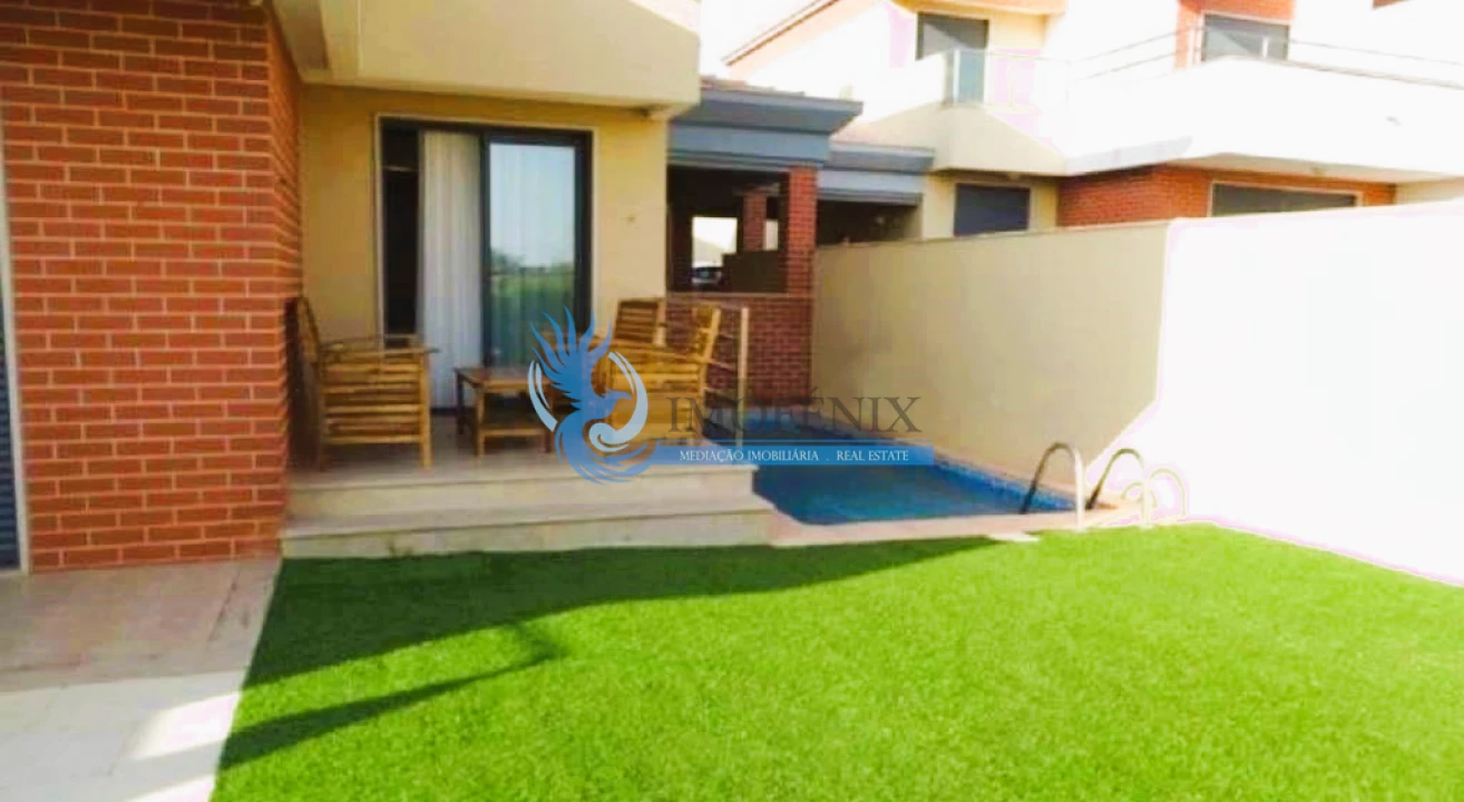 Moradia T4 para Arrendamento em Albufeira e Olhos de Água Foto 1