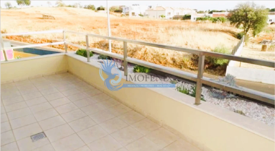 Moradia T4 para Arrendamento em Albufeira e Olhos de Água Foto 33