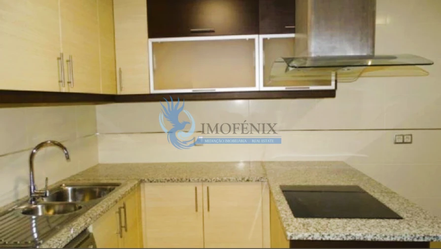 Moradia T4 para Arrendamento em Albufeira e Olhos de Água Foto 11