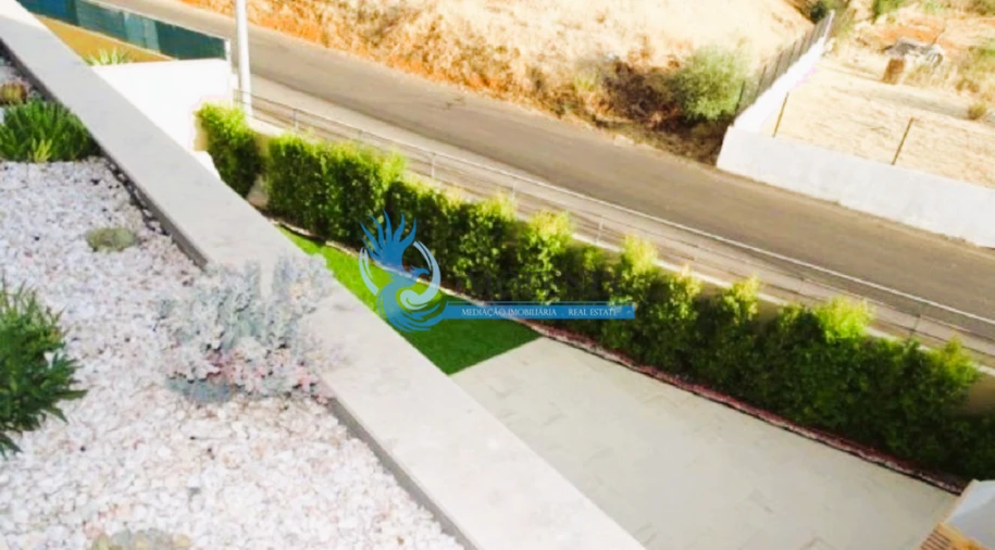 Moradia T4 para Arrendamento em Albufeira e Olhos de Água Foto 31