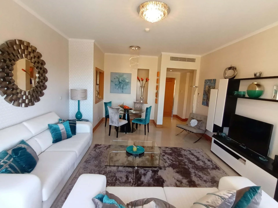 Apartamento T2 para Venda em Quarteira Foto 10