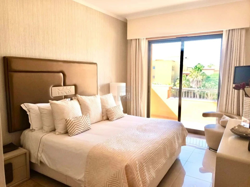 Apartamento T2 para Venda em Quarteira Foto 11