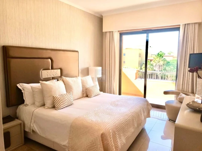 Apartamento T2 para Venda em Quarteira Foto 11