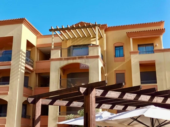Apartamento T2 para Venda em Quarteira Foto 4