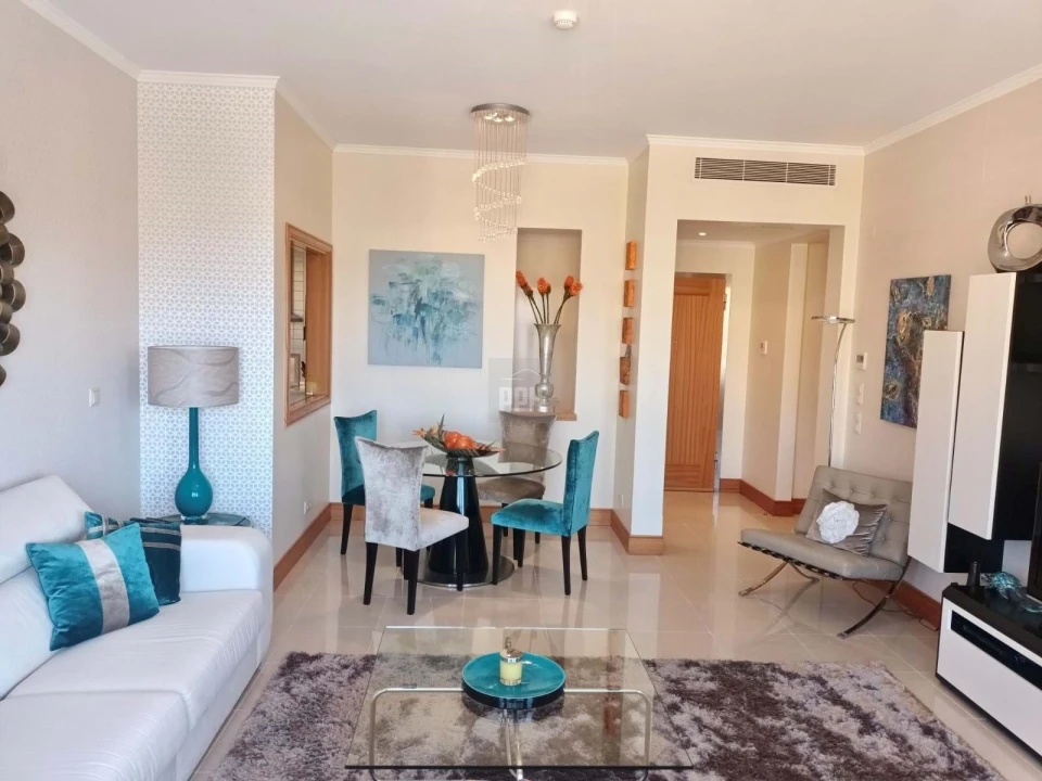 Apartamento T2 para Venda em Quarteira Foto 3
