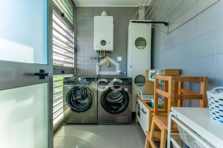 Apartamento T2 para Venda em Vila Nova da Telha Foto 10