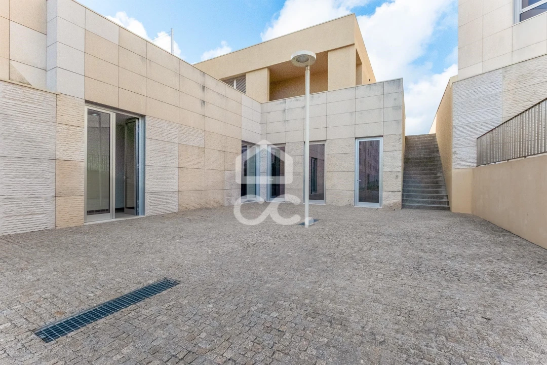 Apartamento T2 para Venda em Vila Nova da Telha Foto 31