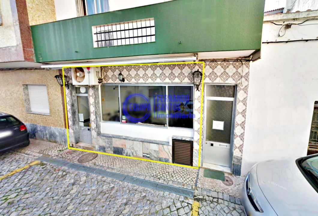 Negócio para Venda em Armação de Pera Foto 1