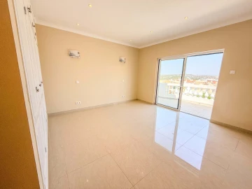 Moradia T3 para Venda em Lagos (São Sebastião e Santa Maria)