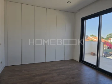 Moradia T4 para Venda em Azeitão (São Lourenço e São Simão)