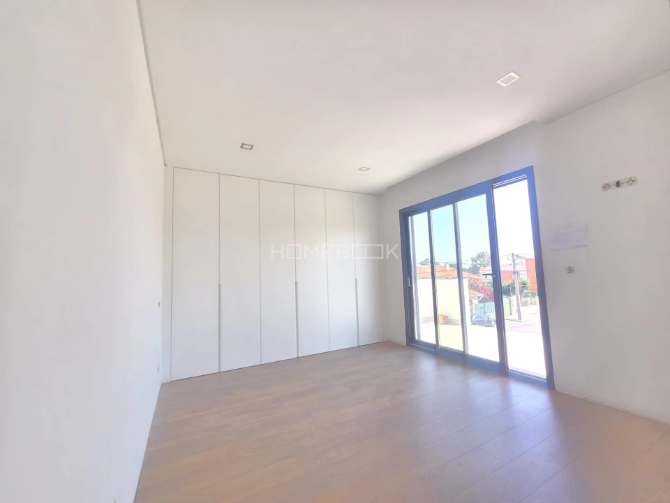 Moradia T4 para Venda em Azeitão (São Lourenço e São Simão) Foto 20