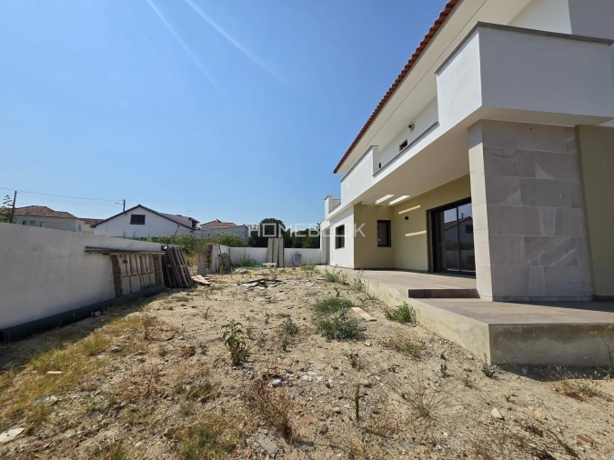 Moradia T4 para Venda em Azeitão (São Lourenço e São Simão) Foto 14