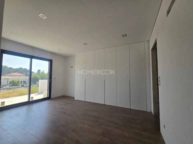 Moradia T4 para Venda em Azeitão (São Lourenço e São Simão) Foto 24