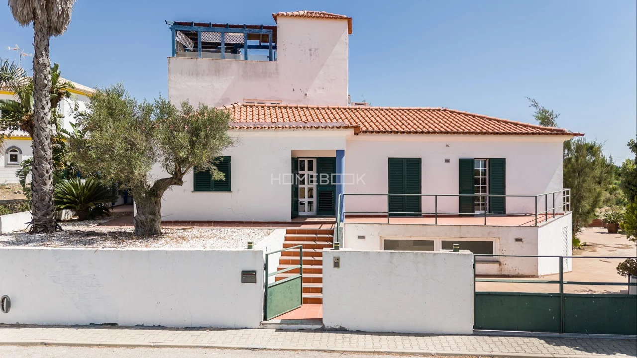 Moradia T5 para Venda em Castro Marim Foto 1