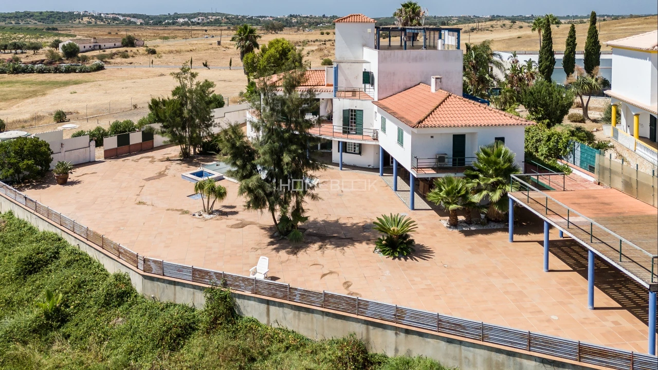 Moradia T5 para Venda em Castro Marim Foto 16
