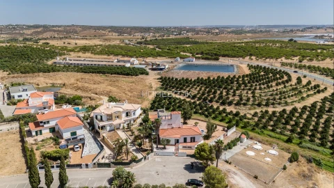 Moradia T5 para Venda em Castro Marim