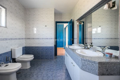 Moradia T5 para Venda em Castro Marim