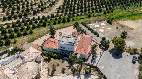 Moradia T5 para Venda em Castro Marim