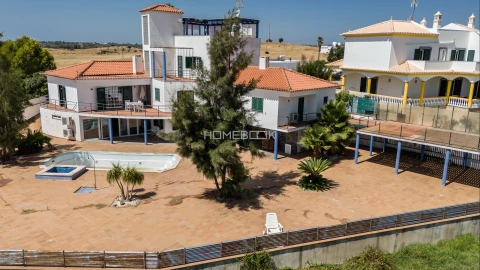 Moradia T5 para Venda em Castro Marim