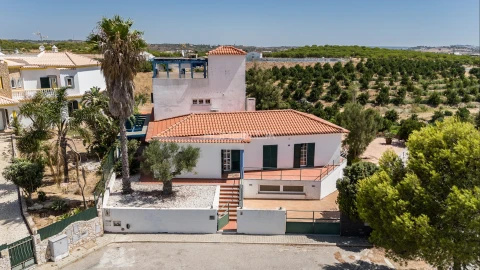 Moradia T5 para Venda em Castro Marim