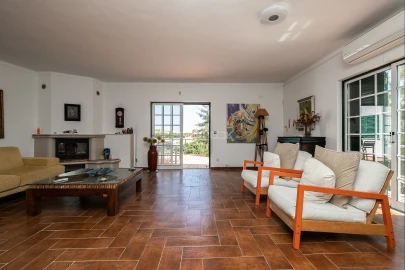 Moradia T5 para Venda em Castro Marim