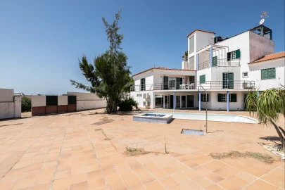 Moradia T5 para Venda em Castro Marim