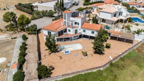 Moradia T5 para Venda em Castro Marim