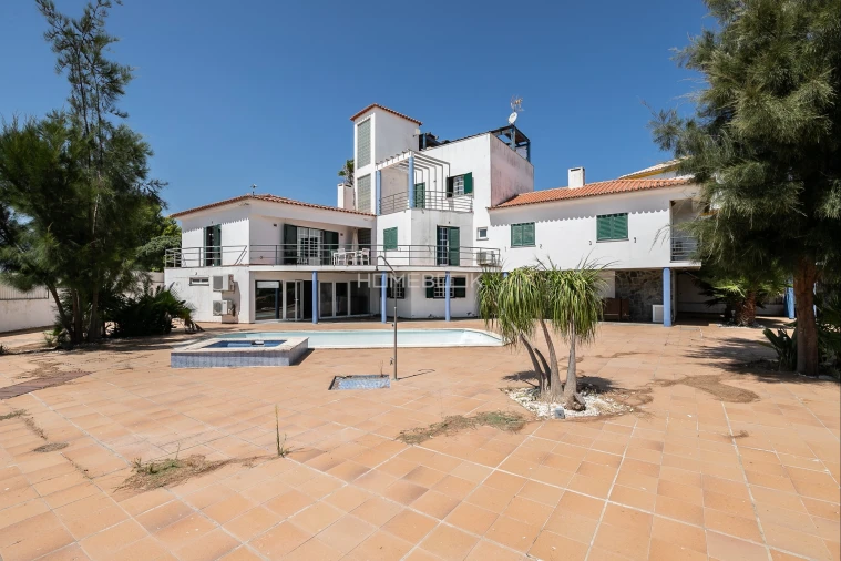 Moradia T5 para Venda em Castro Marim Foto 42