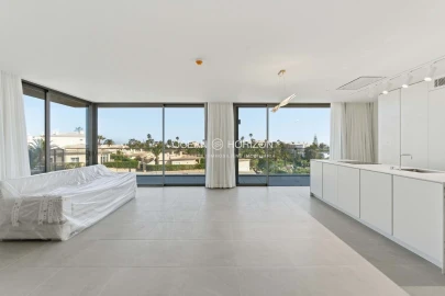 Apartamento T3 para Venda em Lagoa e Carvoeiro
