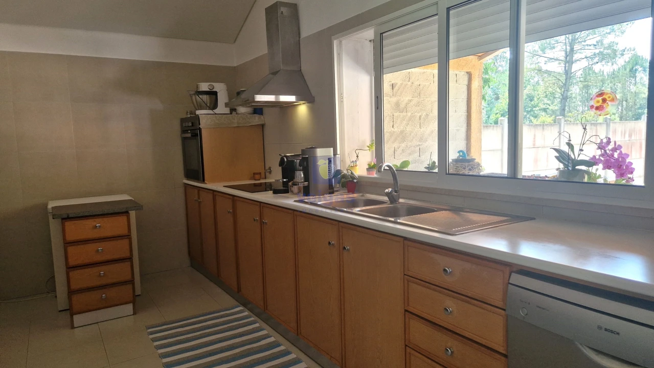 Moradia T3 para Venda em Maceira Foto 7