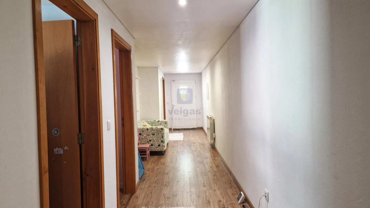 Moradia T3 para Venda em Maceira Foto 11