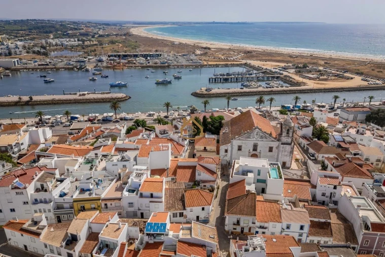 Moradia T1 para Venda em Lagos (São Sebastião e Santa Maria)