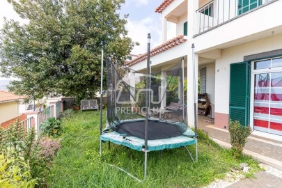 Moradia T4 para Venda em Funchal (Santa Maria Maior)