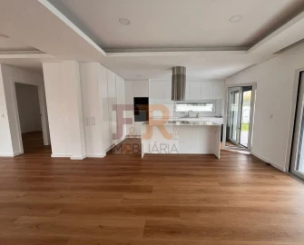Moradia T3 para Venda em Fernao Ferro