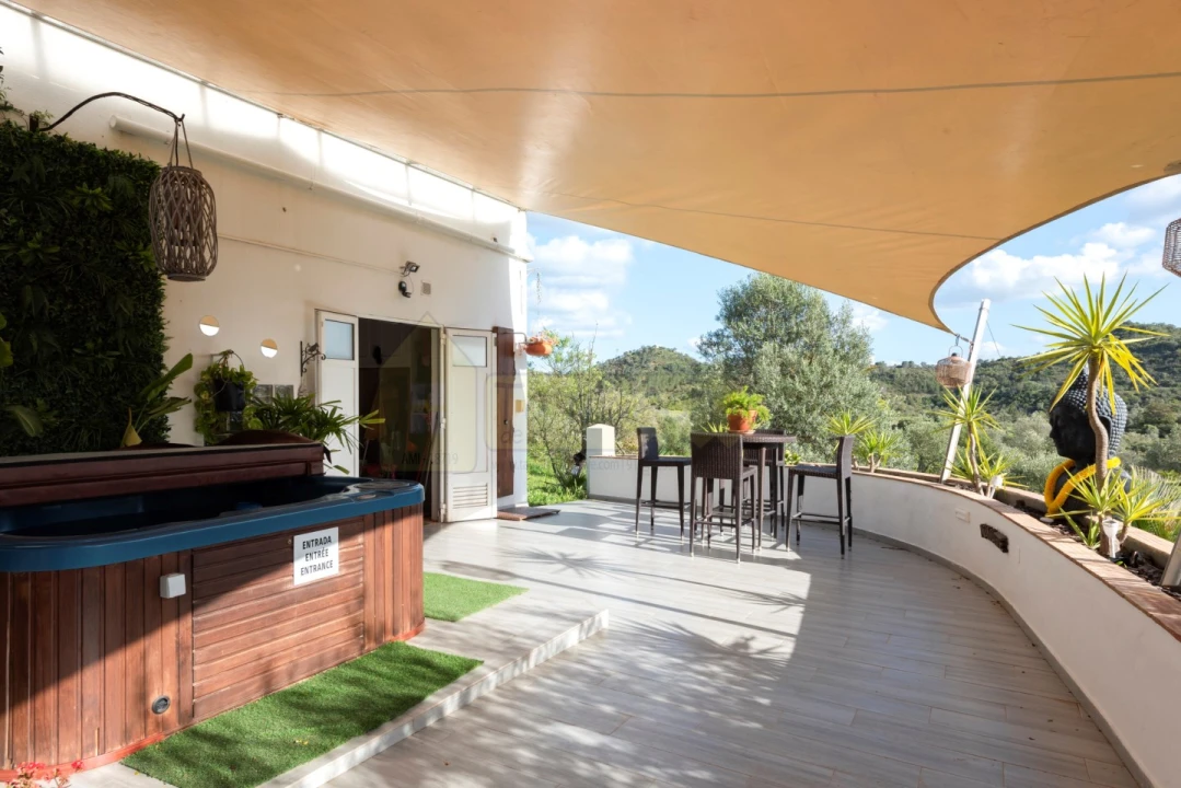 Moradia T4 para Venda em Salir Foto 31