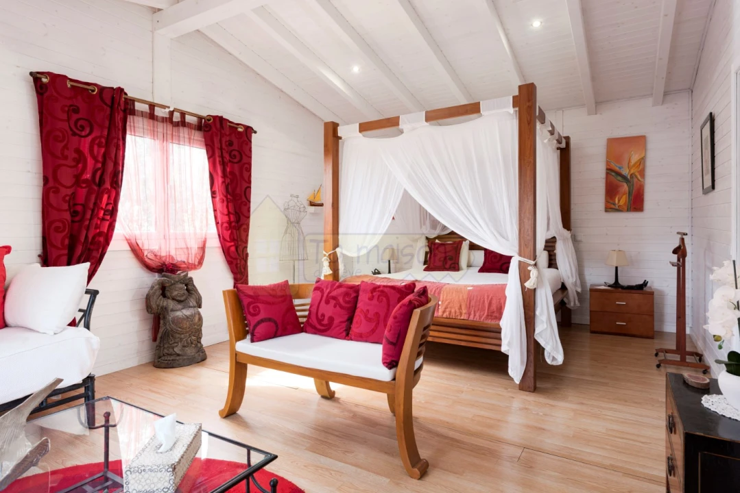 Moradia T4 para Venda em Salir Foto 36