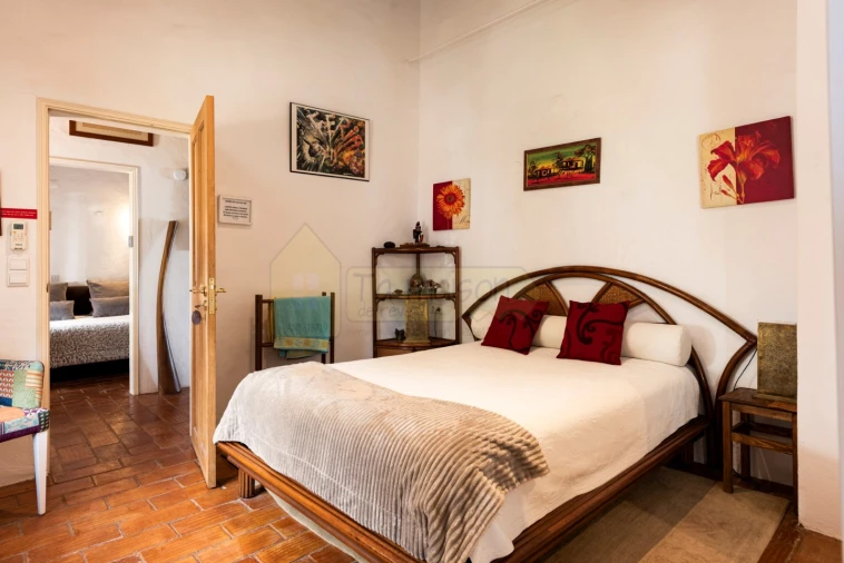 Moradia T4 para Venda em Salir Foto 23