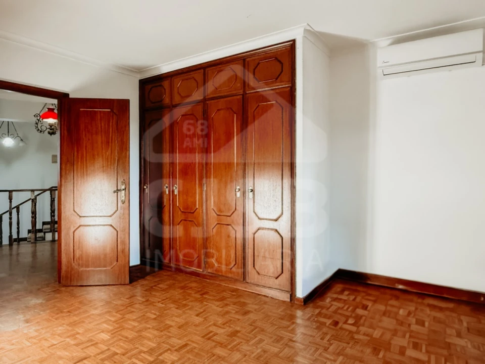 Moradia T5 para Venda em Salvaterra de Magos e Foros de Salvaterra Foto 35