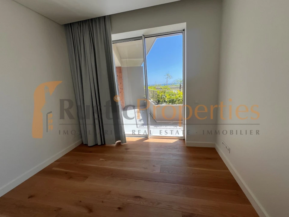 Apartamento T2 para Venda em Quarteira Foto 11