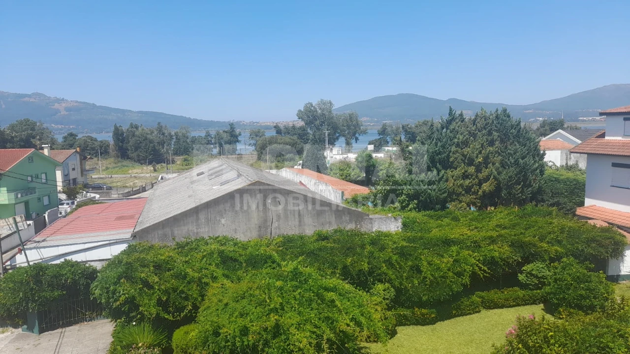 Negócio para Venda em Caminha (Matriz) e Vilarelho Foto 46
