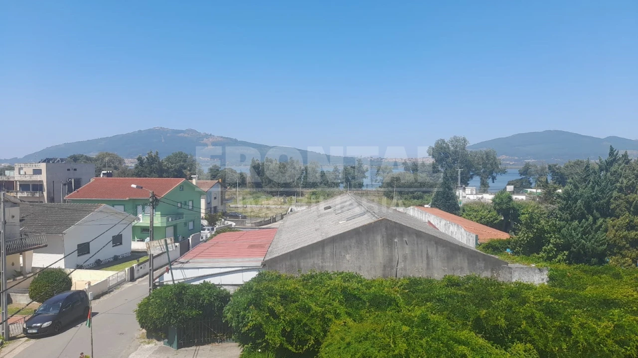 Negócio para Venda em Caminha (Matriz) e Vilarelho Foto 45