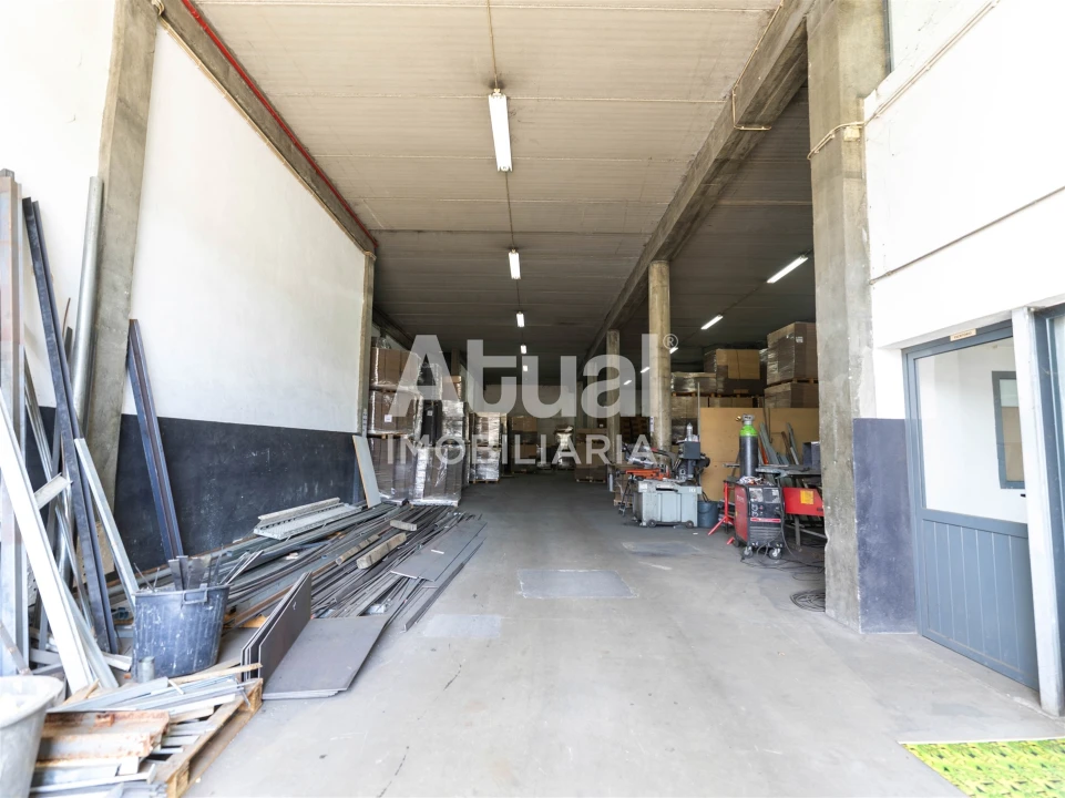 Armazém para Venda em Tagilde e Vizela (São Paio) Foto 3