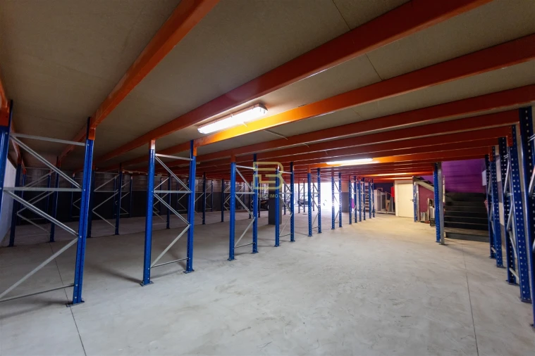 Armazém para Venda em Ermesinde Foto 12