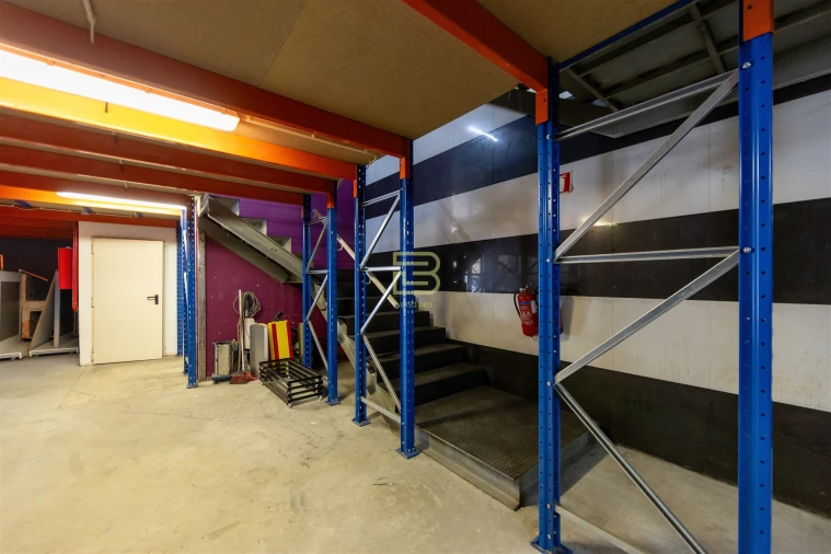 Armazém para Venda em Ermesinde Foto 11