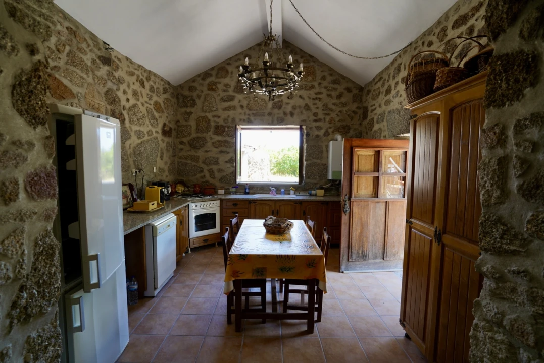 Moradia T3 para Venda em Vale de Prazeres e Mata da Rainha Foto 6