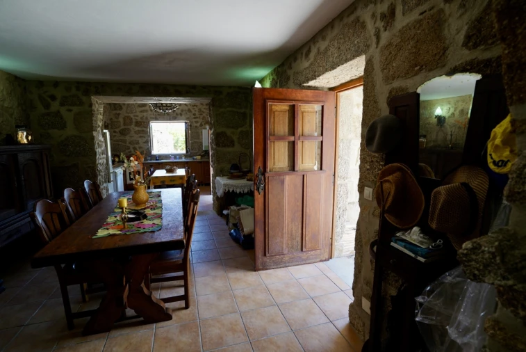 Moradia T3 para Venda em Vale de Prazeres e Mata da Rainha Foto 12