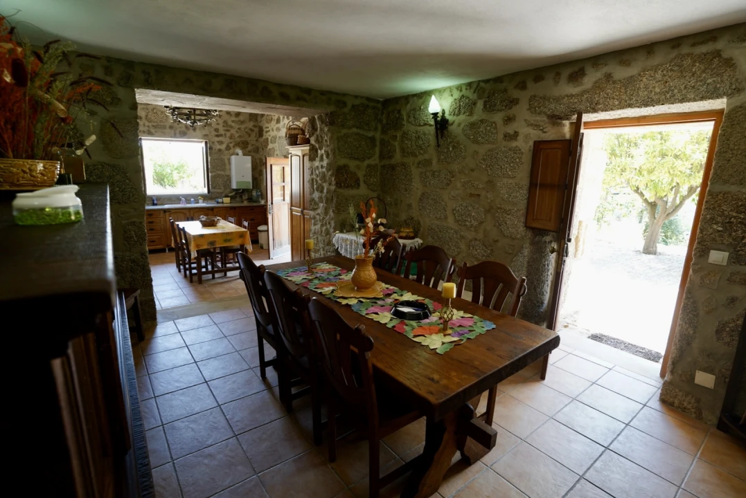 Moradia T3 para Venda em Vale de Prazeres e Mata da Rainha Foto 14