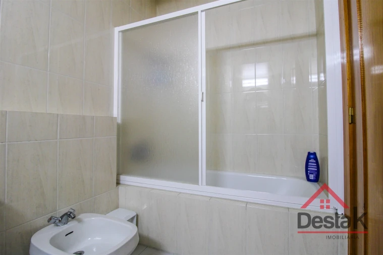 Apartamento T2 para Venda em São Pedro do Sul, Várzea e Baiões Foto 11