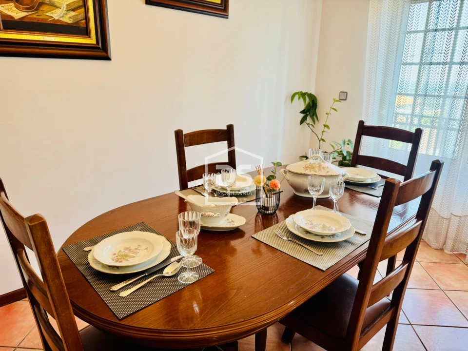 Moradia T4 para Venda em Guarda Foto 14